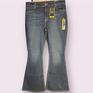 NWT Lee Womens Legendary Mid Rise Flare Jean Blue Denim Stretch Womens Size 14S